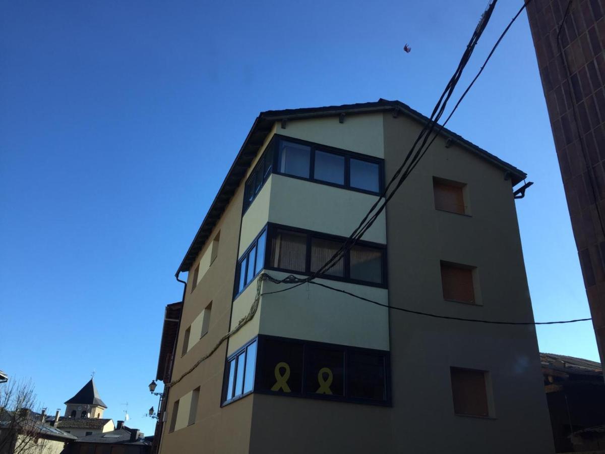 Apartament Central Amb Terrassa Alp Luaran gambar